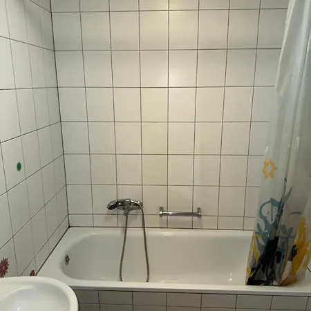 Apartment Flowerpower 10Personen-Party-Hostel
